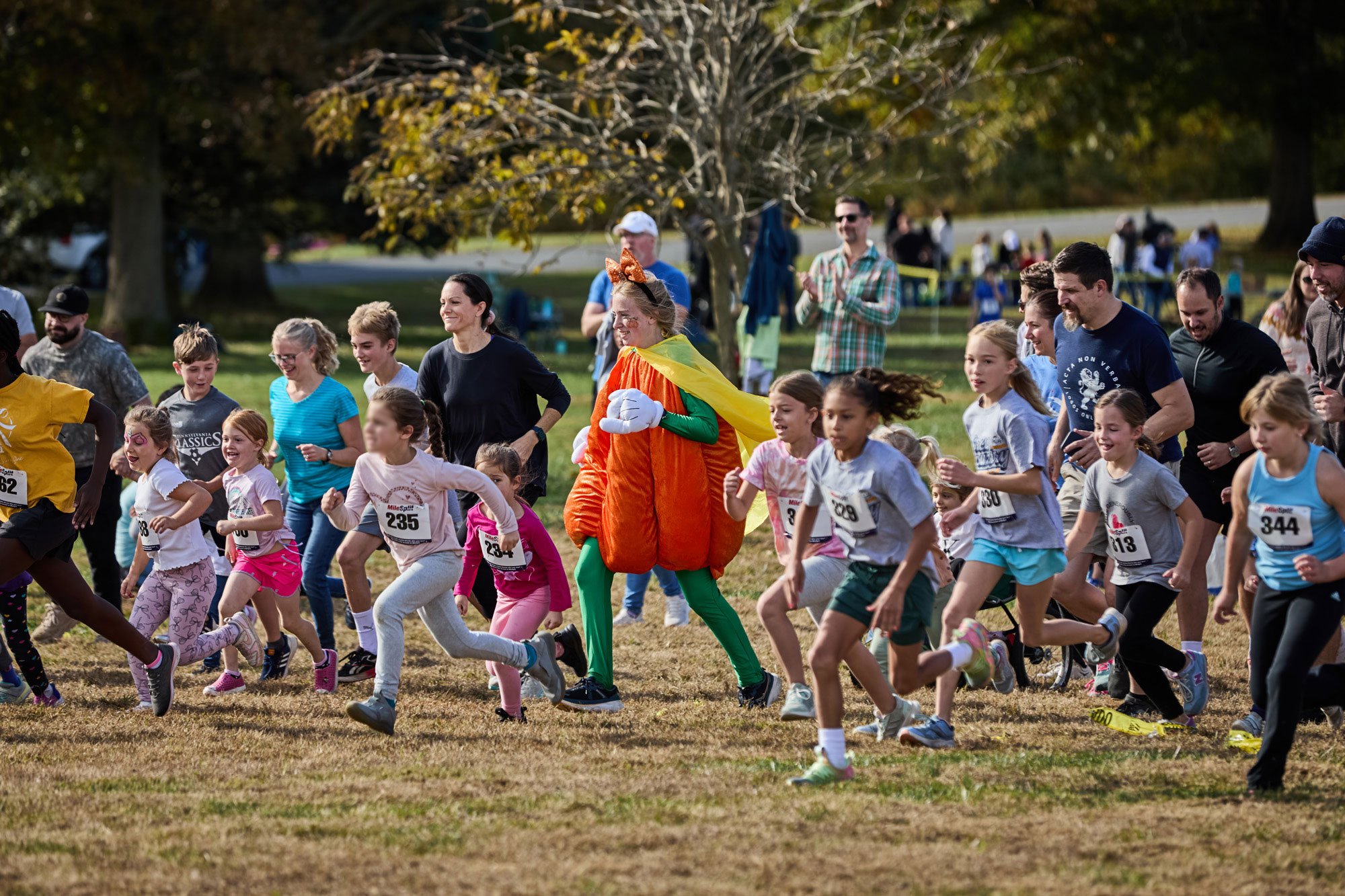 pumpkin-chase-girls-1