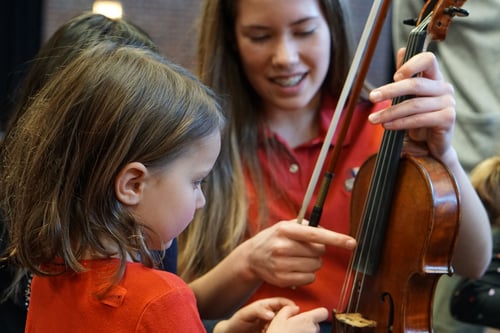 teaching-preschool-violin